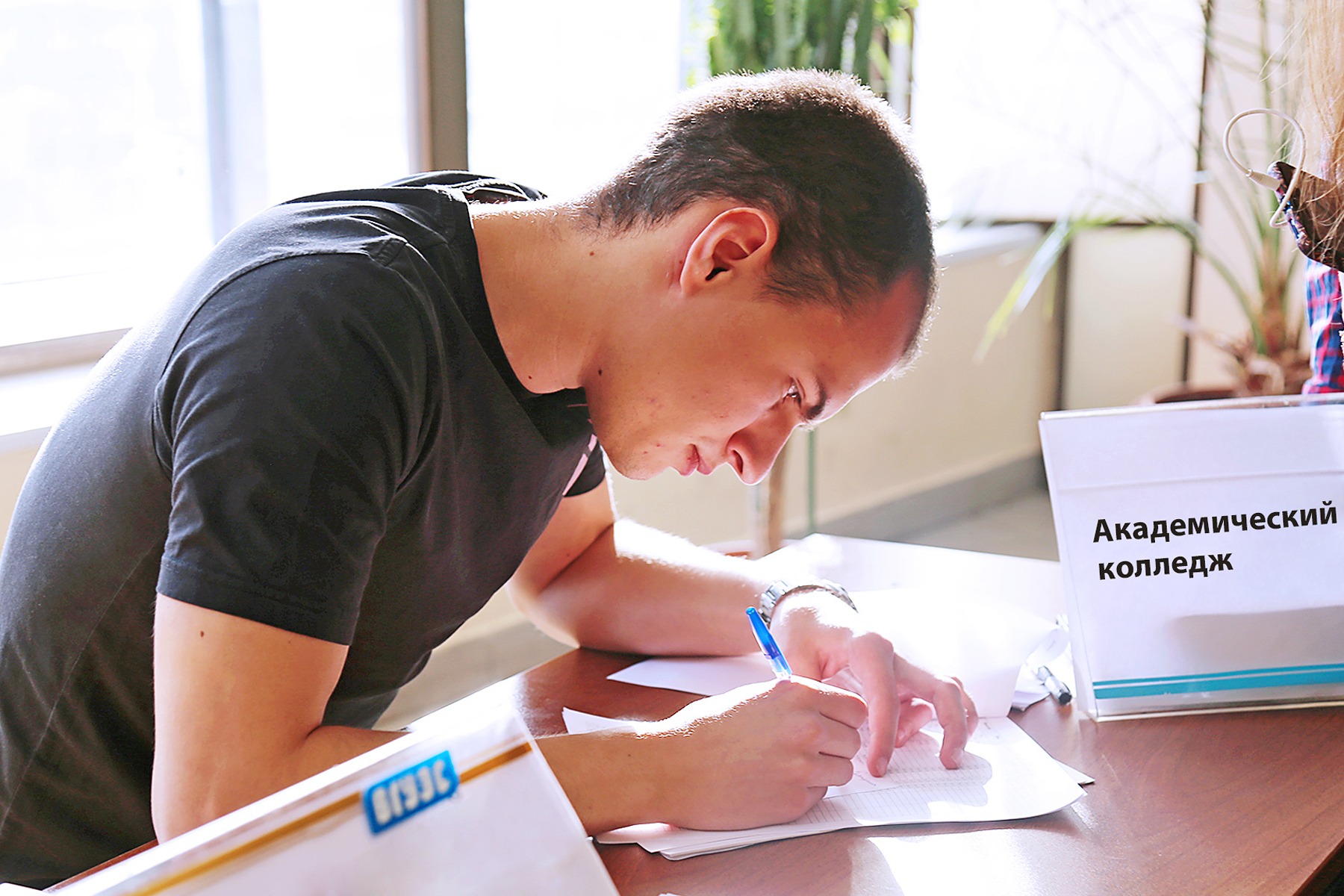 Директор Академического колледжа ВГУЭС Людмила Смагина: зачисление в колледж – при наличии оригинала аттестата