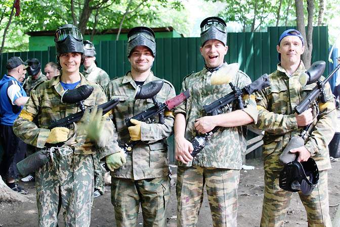 Команда ВГУЭС с боем взяла «серебро» на турнире по пейнтболу