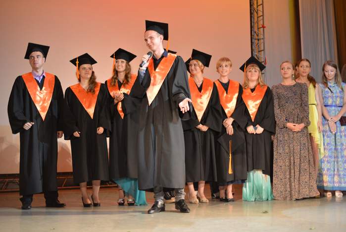 Голосование на определение лидера среди участников конкурса "Выпускник года-2016"