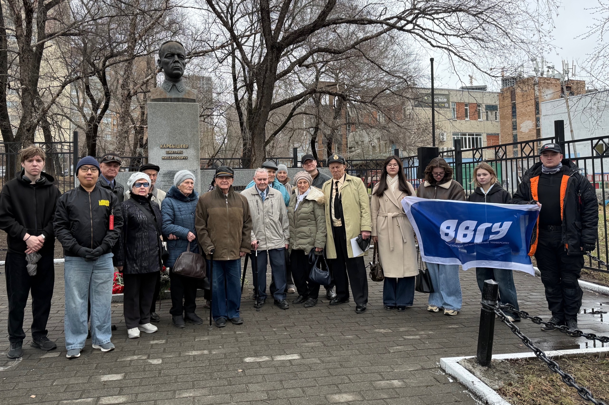 Студенты ВВГУ почтили память жертв-узников фашистских концлагерей