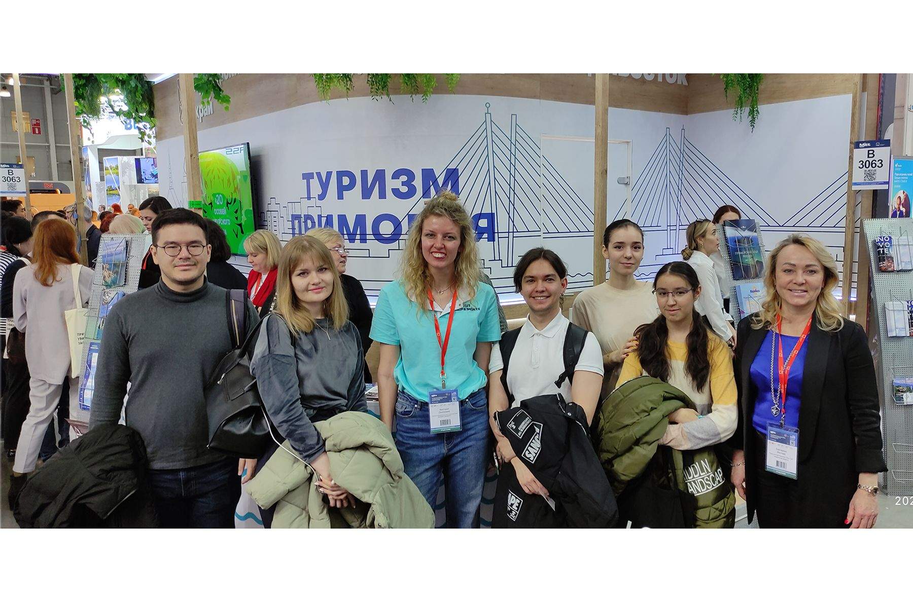 Образовательный тур студентов МИОСТ ВВГУ в столицу Родины