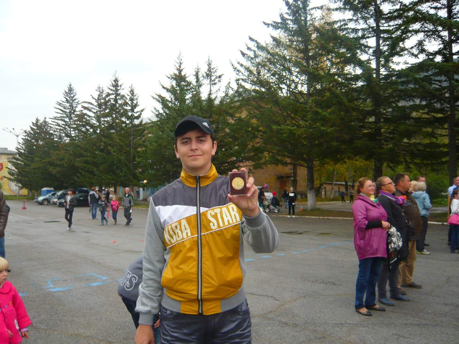 Студент 1-го курса ВГУЭС Константин Демаков:  «Вторую сессию хочу сдать только на отлично!»