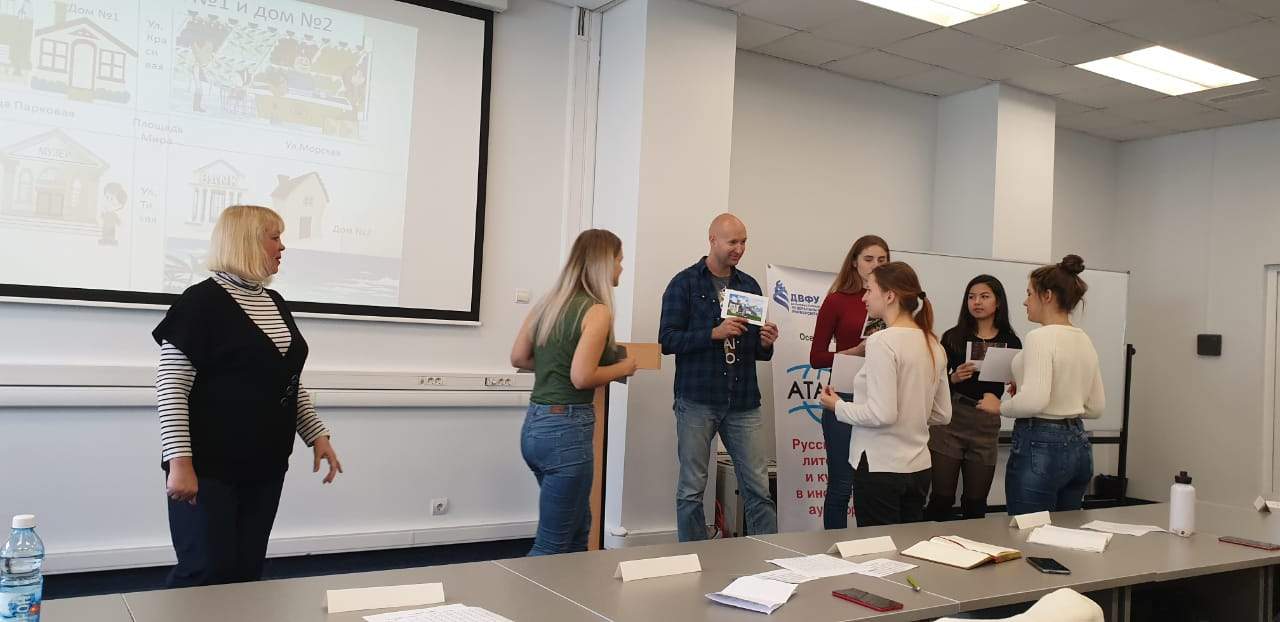 Представители ВГУЭС выступали с докладами и мастер-классами  на Форуме в ДВФУ