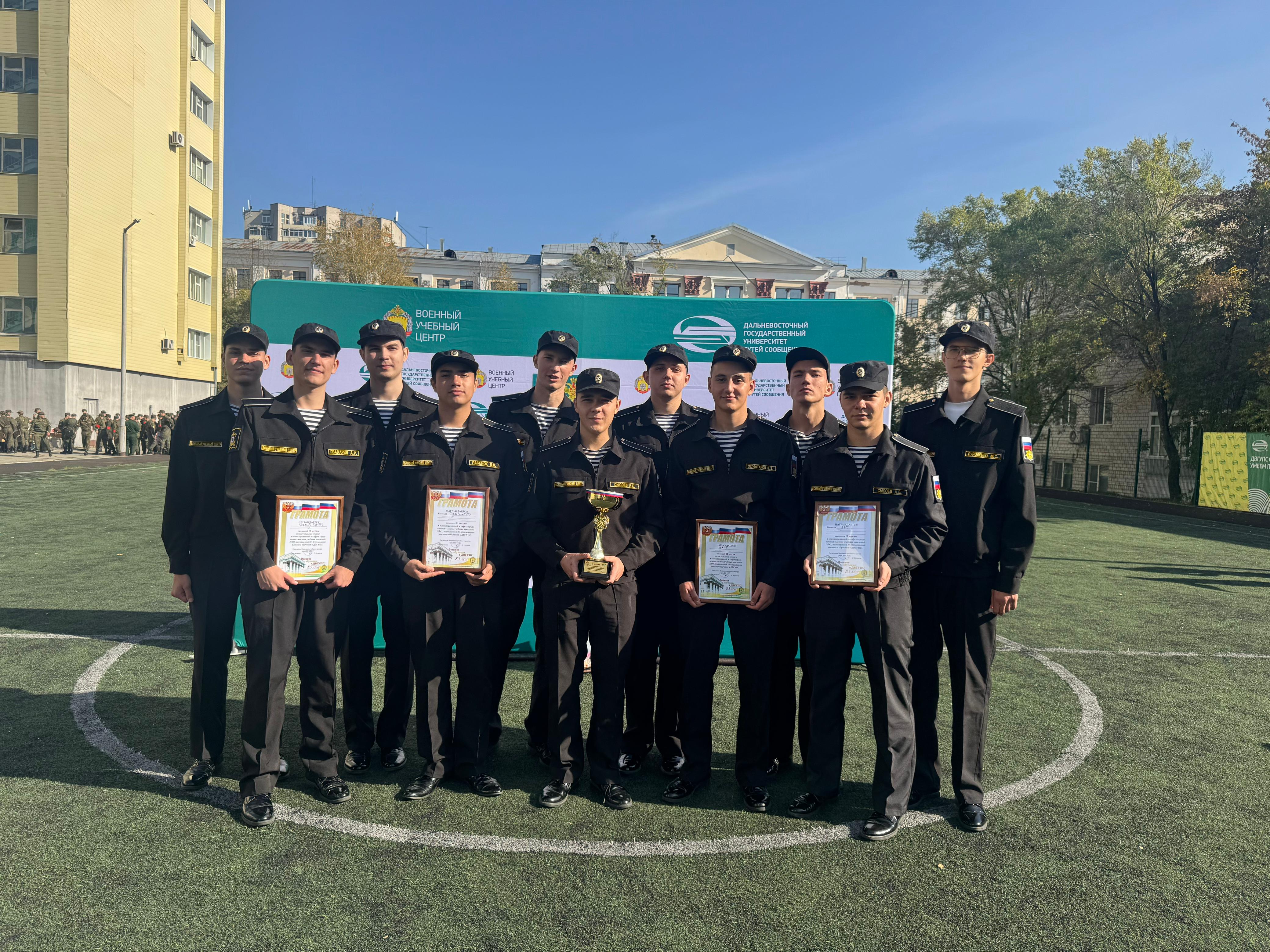 Курсанты военно-учебного центра ВВГУ завоевали «серебро» на армейских играх в Хабаровске