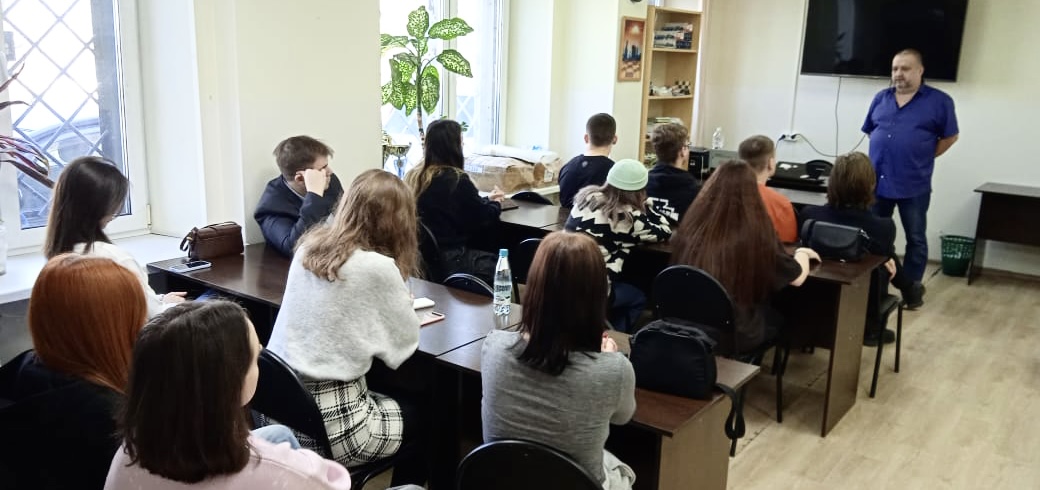 Студенты ВВГУ осваивают методы современного воспитания молодёжи