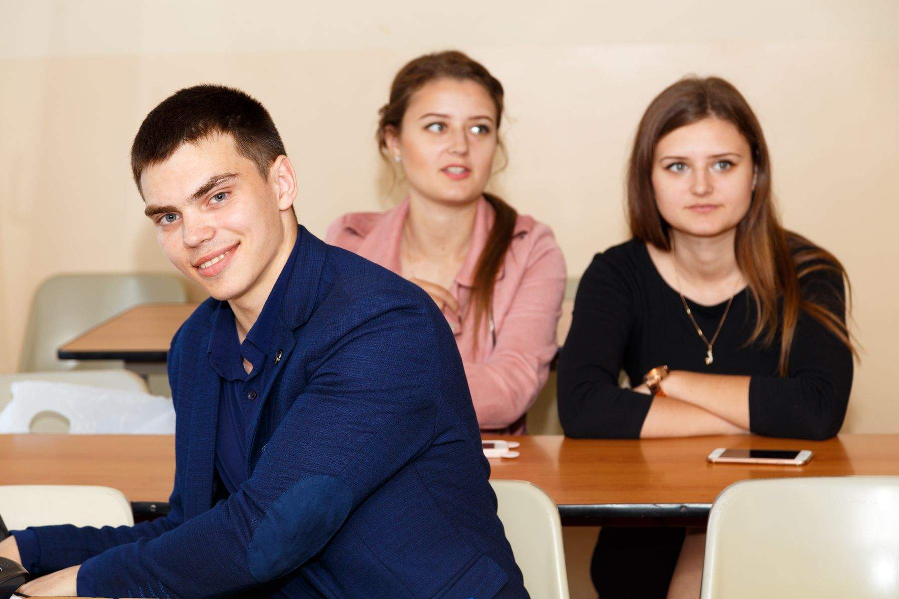 Заключай договор и учись во ВГУЭС бесплатно