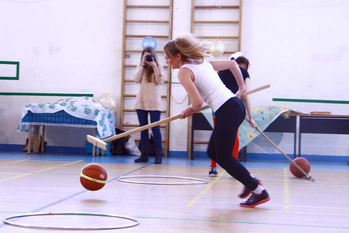 Студентки Профлицея поучаствовали в конкурсе «А ну-ка, девушки!»