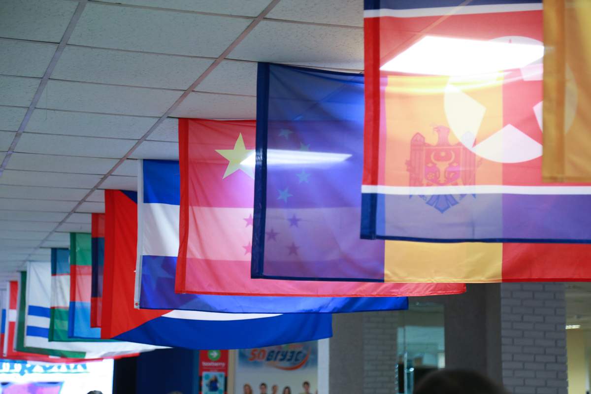 «Неделя толерантности» во ВГУЭС: мы вместе!