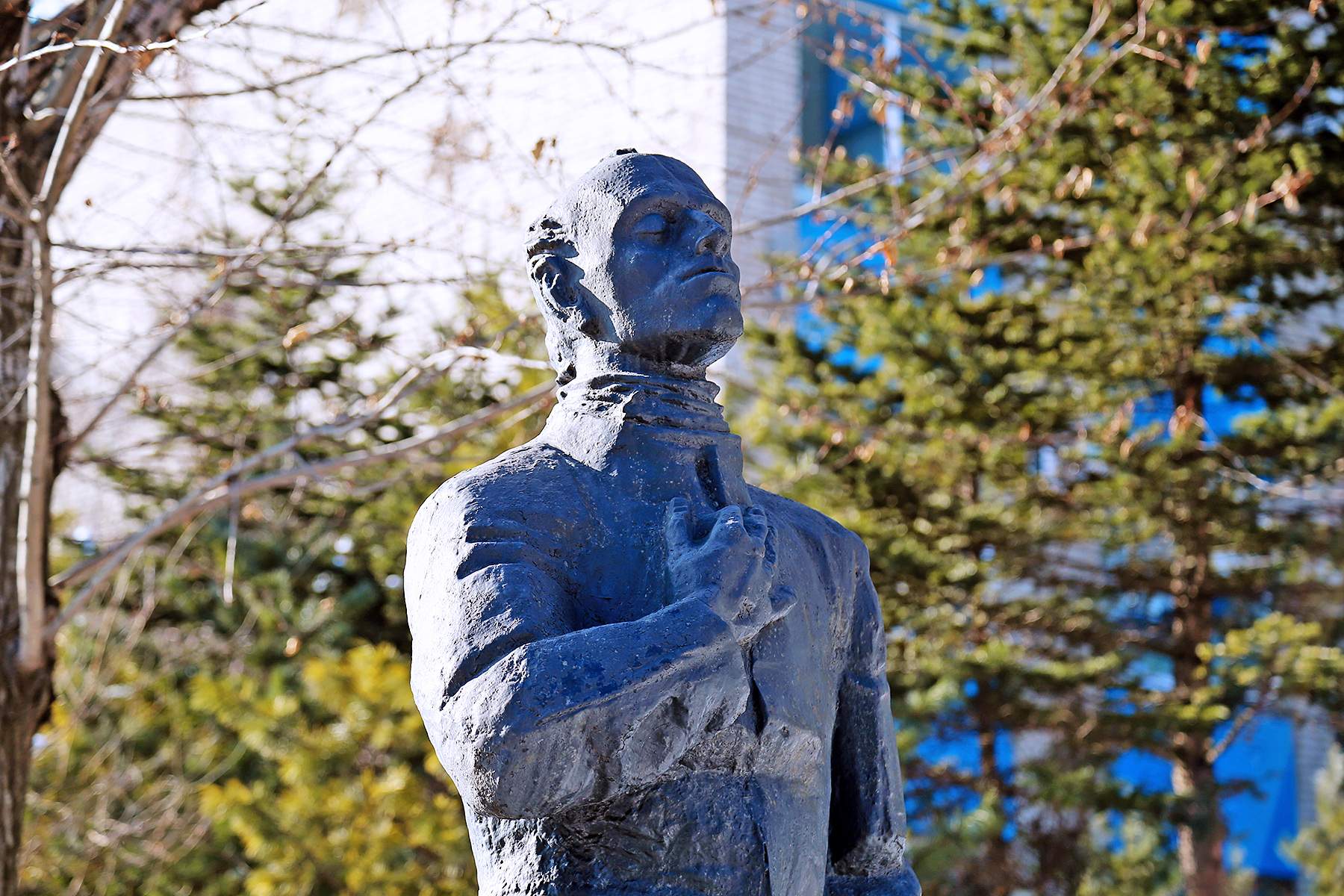 К 130-летию со дня рождения Осипа Мандельштама: во ВГУЭС пройдут традиционные поэтические чтения и экскурсия в формате «иммерсивная прогулка»