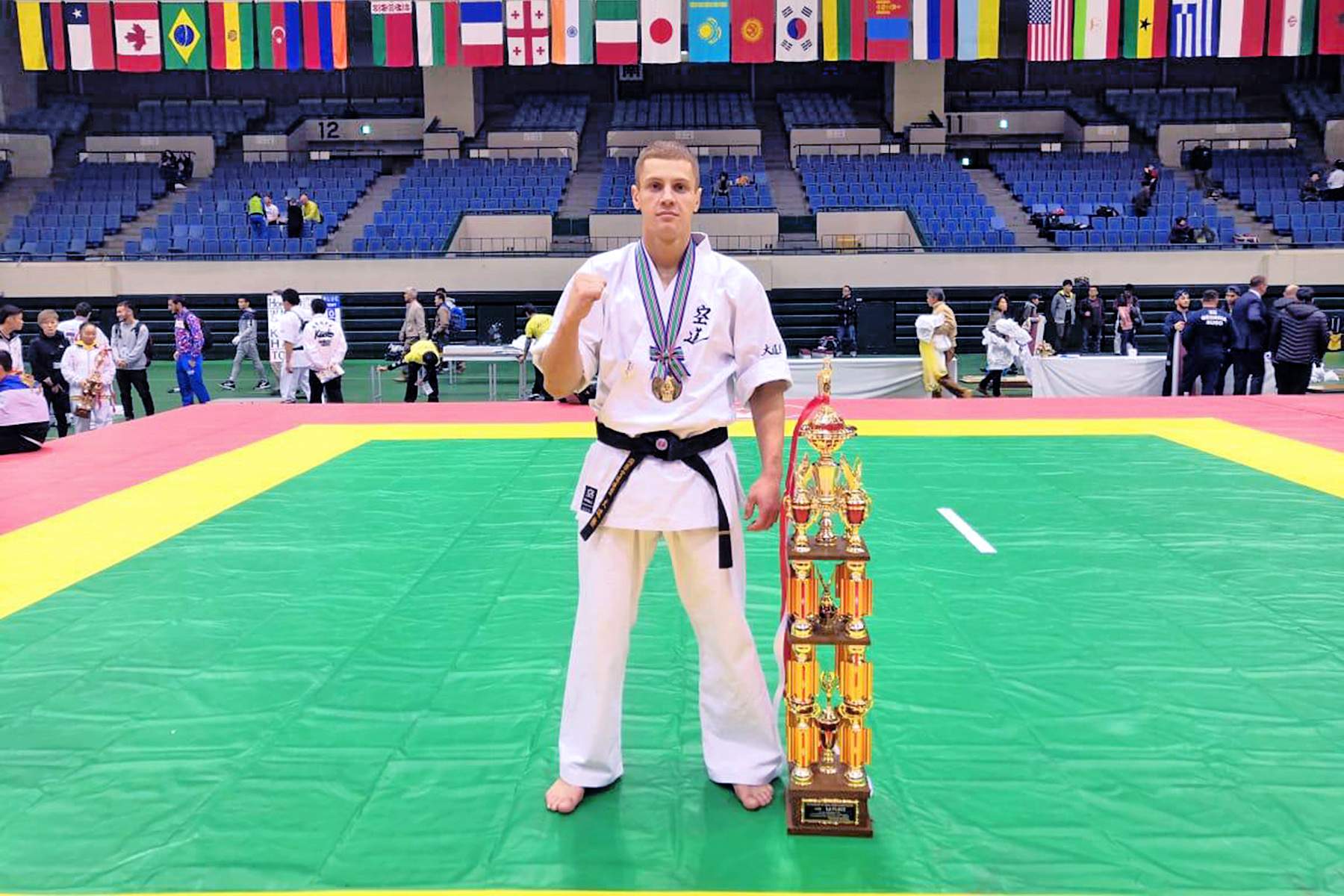 Магистрант ВГУЭС Игорь Пермин - чемпион мира по кудо