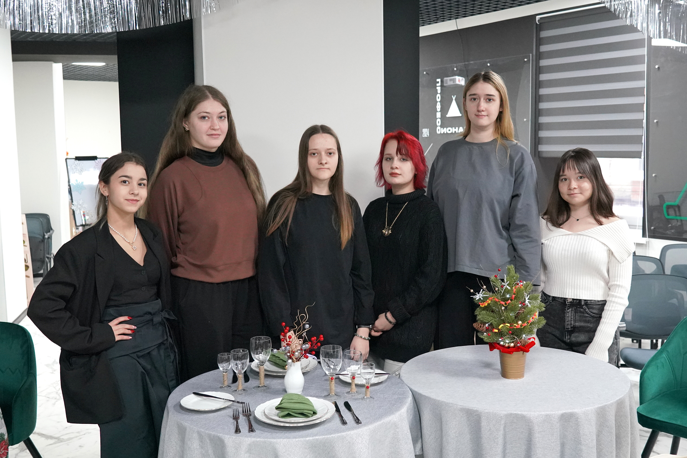 Кофе, творчество и командный дух: ректор ВВГУ оценила новогодние идеи студентов