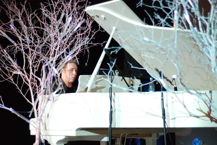 Сотрудниц ВГУЭС поздравили с Международным женским днем