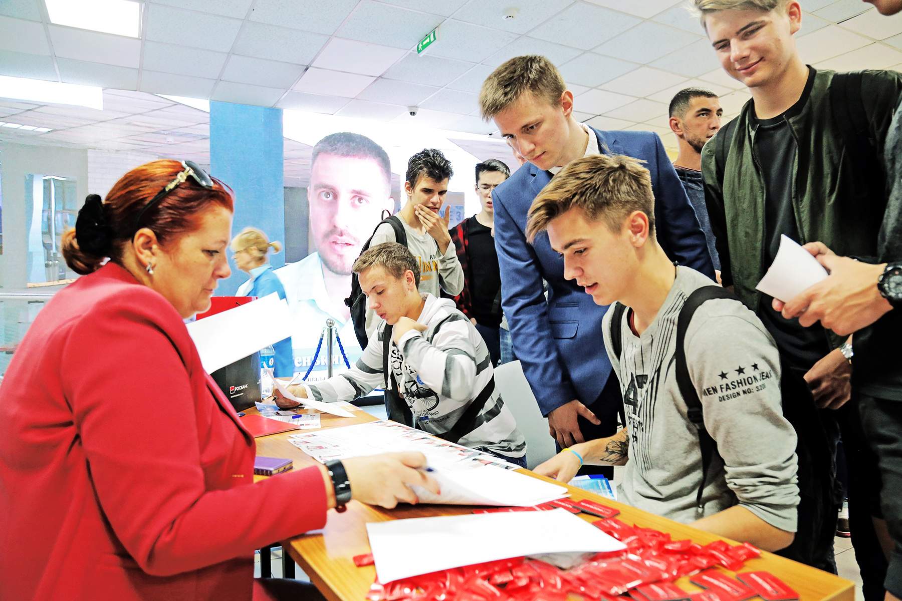 Ярмарка мест практики: студентам предлагают реальные места работы и стажировки