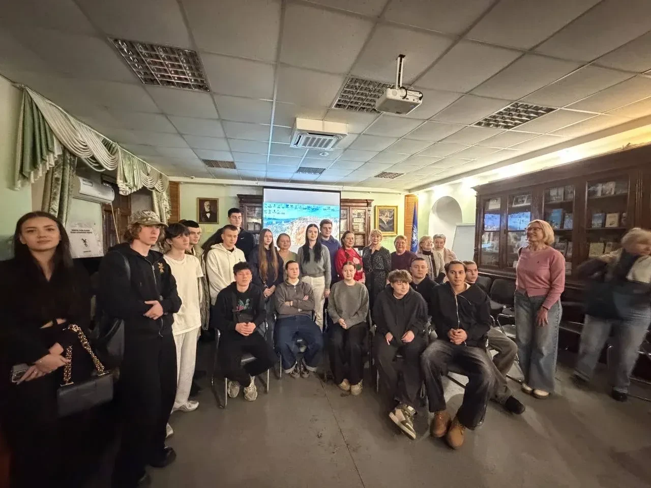 Лекция для студентов колледжа об истории острова Даманский