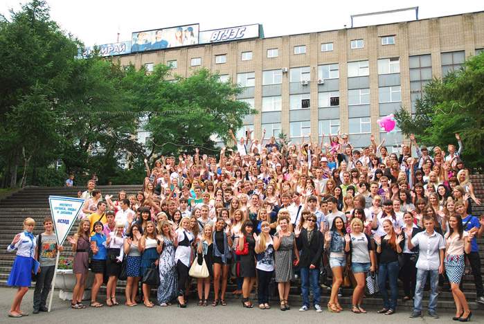 Рейтинг российских вузов: ВГУЭС выбирают лучшие абитуриенты!