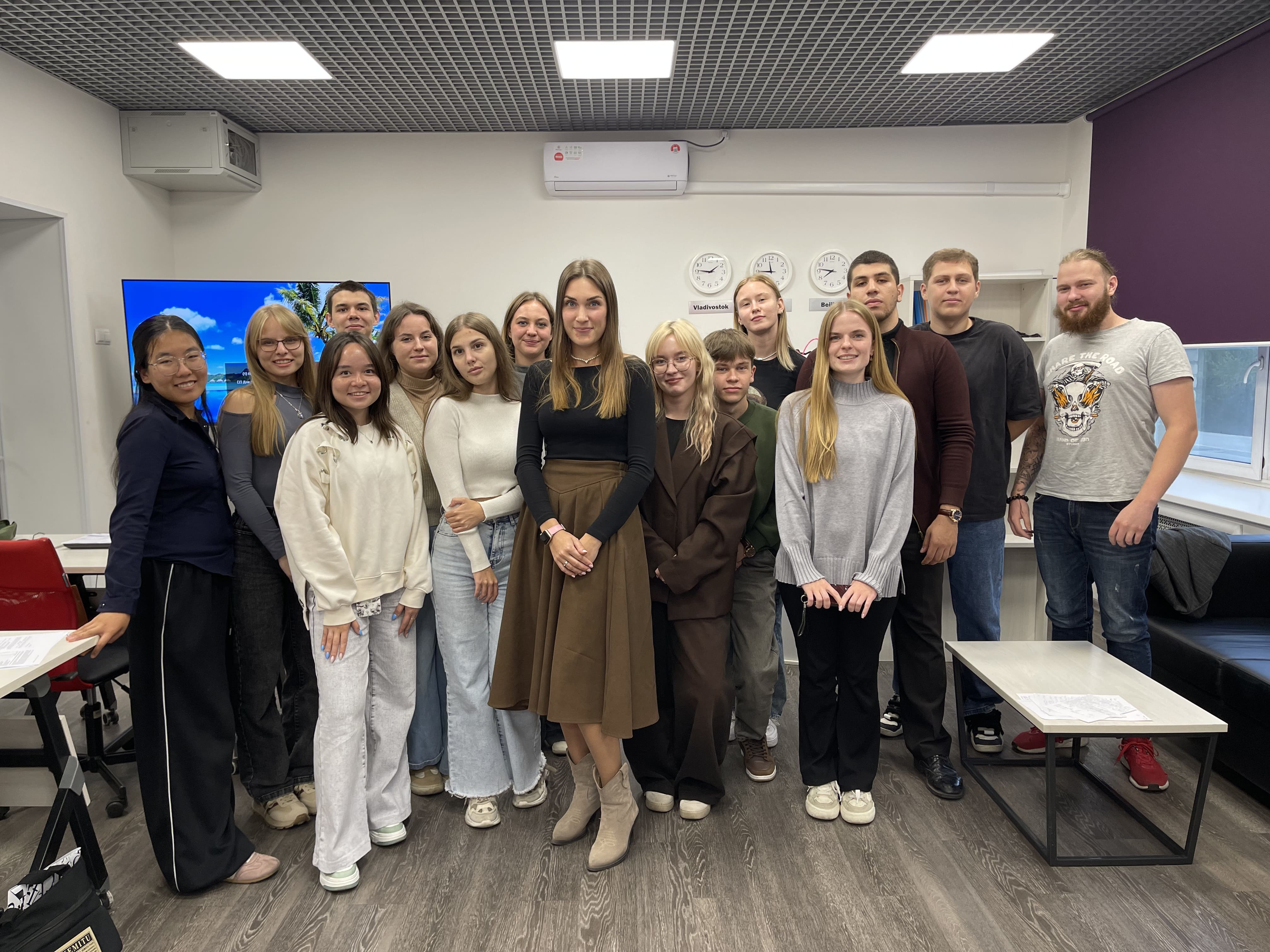 Учёт и планирование в действии: в ВВГУ продолжаются встречи студентов с экспертами реального сектора