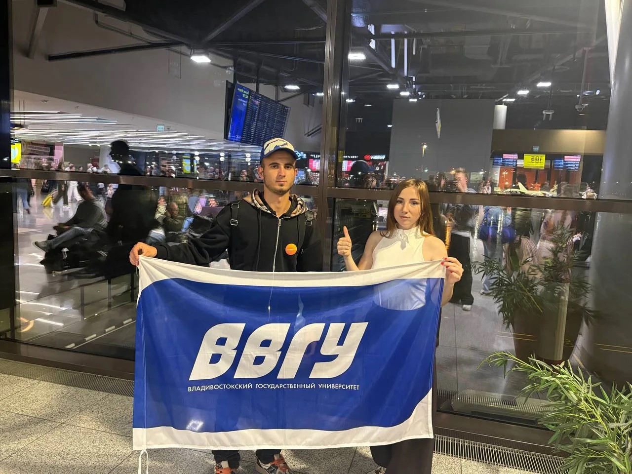 Студенты ВВГУ возвращаются домой из гуманитарной миссии в Курской области