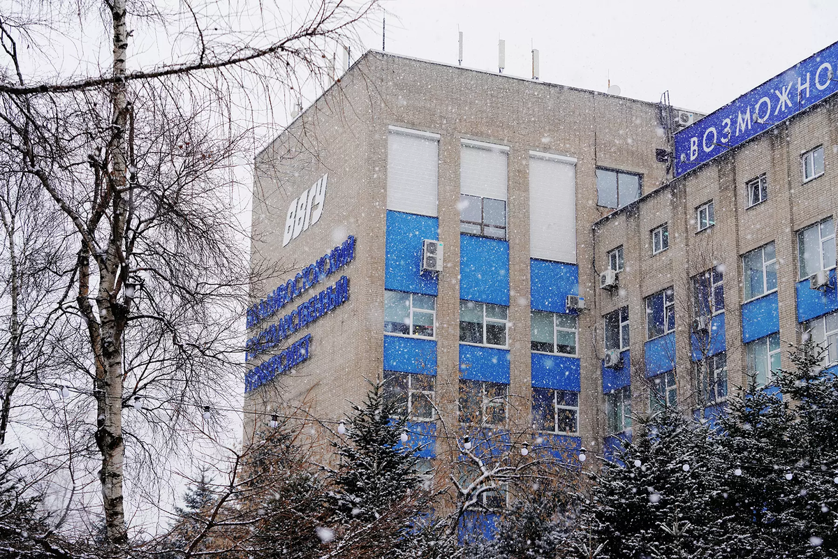 Частный гид Москвы и Санкт-Петербурга поделился опытом со студентами ВВГУ