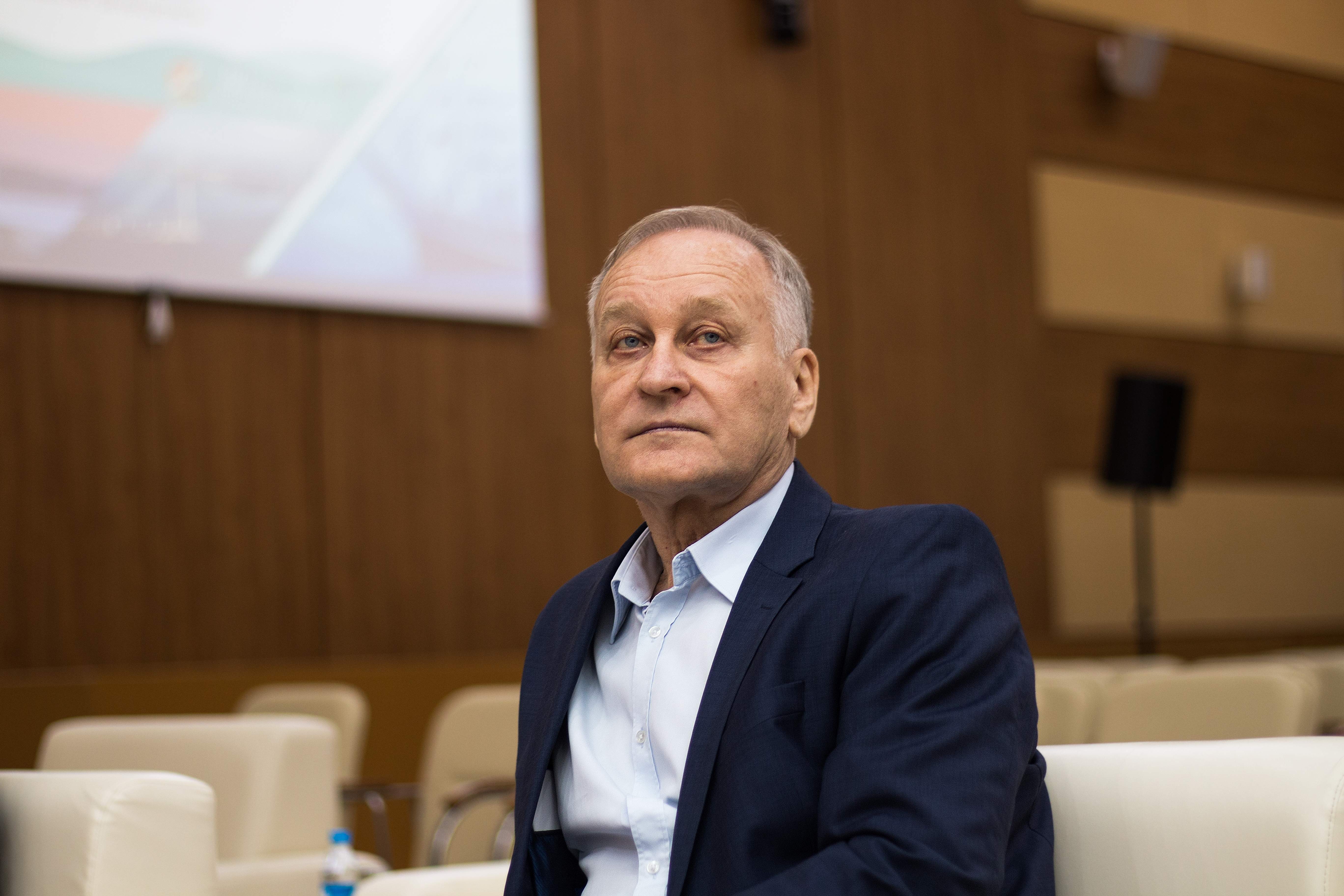 Президент ВГУЭС Геннадий Лазарев - о проекте своей жизни