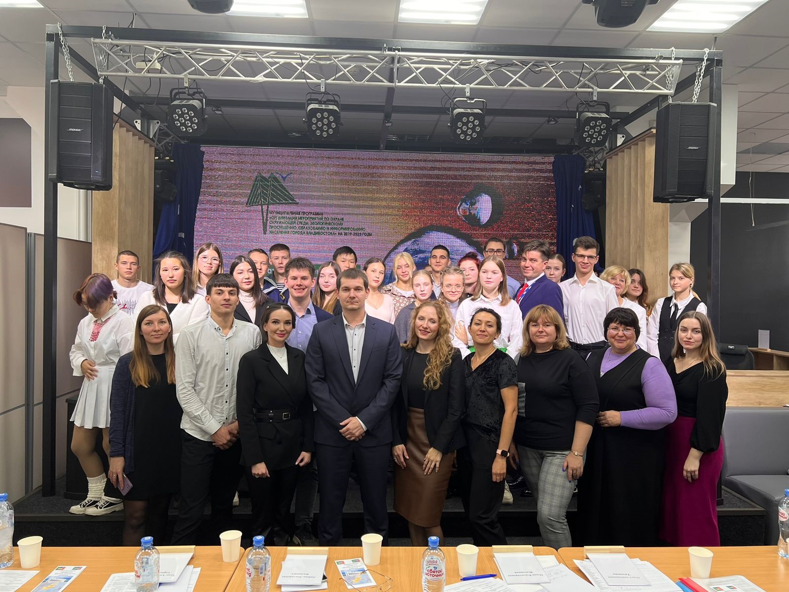 Победа студента института нефтегазового дела, транспорта и логистики в конкурсе-конференции «Проекты в области охраны окружающей среды», проводимой администрацией г. Владивостока