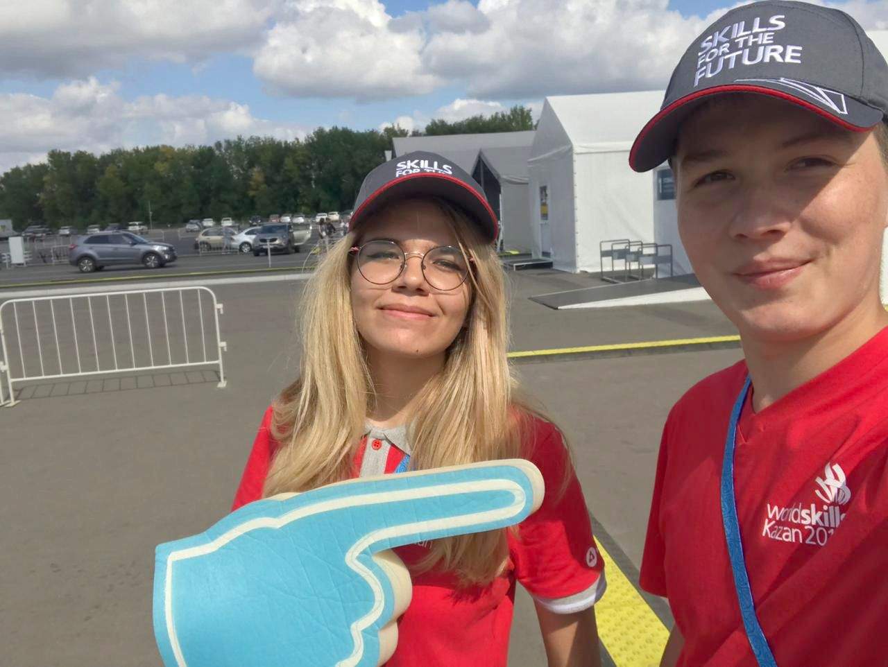 Волонтеры ВГУЭС отправились на мировой чемпионат по профессиональному мастерству по стандартам Worldskills в Казань