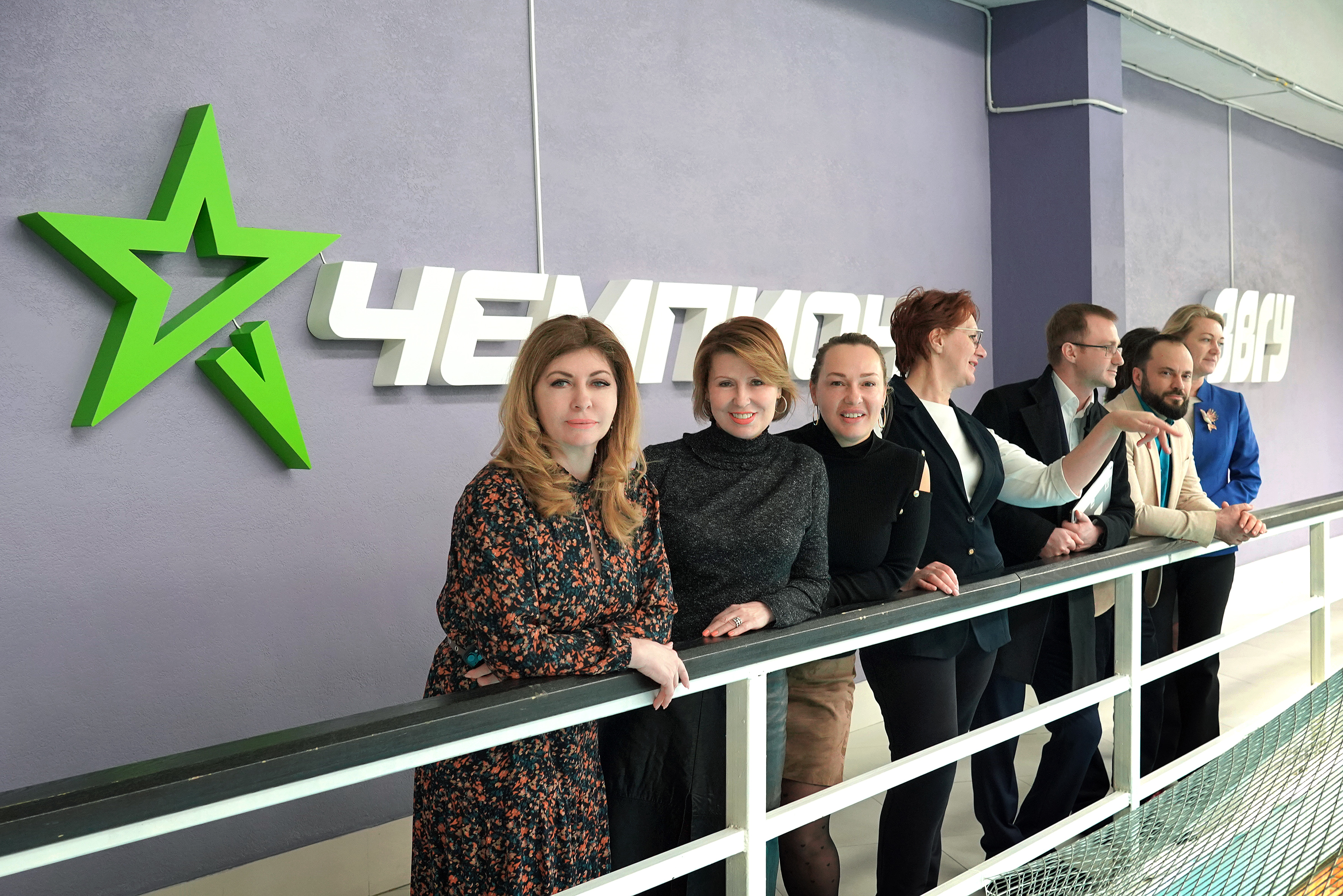 Забота о будущем: представители Правительства и Министерства труда Приморья оценили условия для студенческих семей в ВВГУ