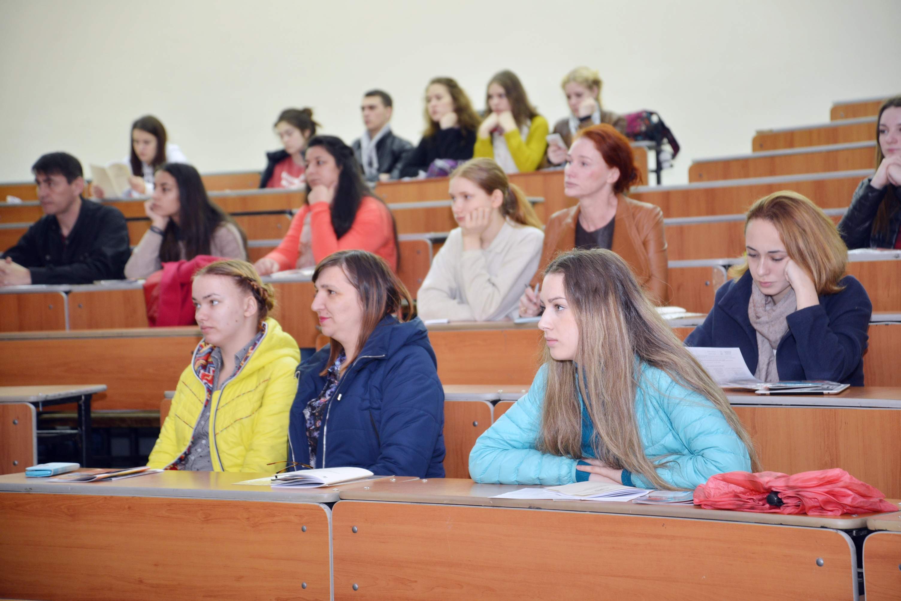 Во ВГУЭС прошло родительское собрание