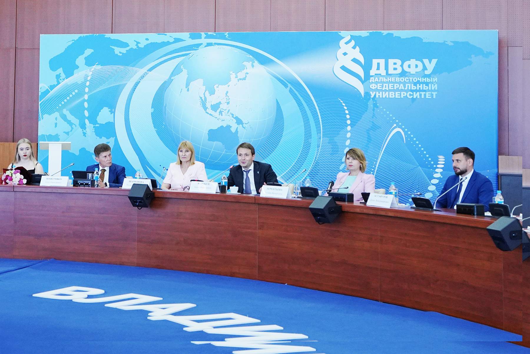 Ректор ВГУЭС Татьяна Терентьева: Выпускники-стобалльники смогут развить свои таланты в нашем университете