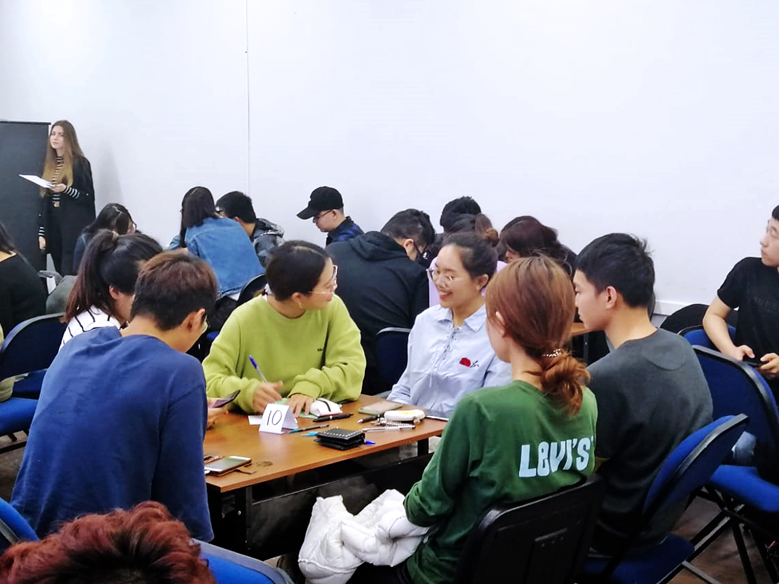 Многонациональный ВГУЭС: в вузе стартовала Неделя толерантности