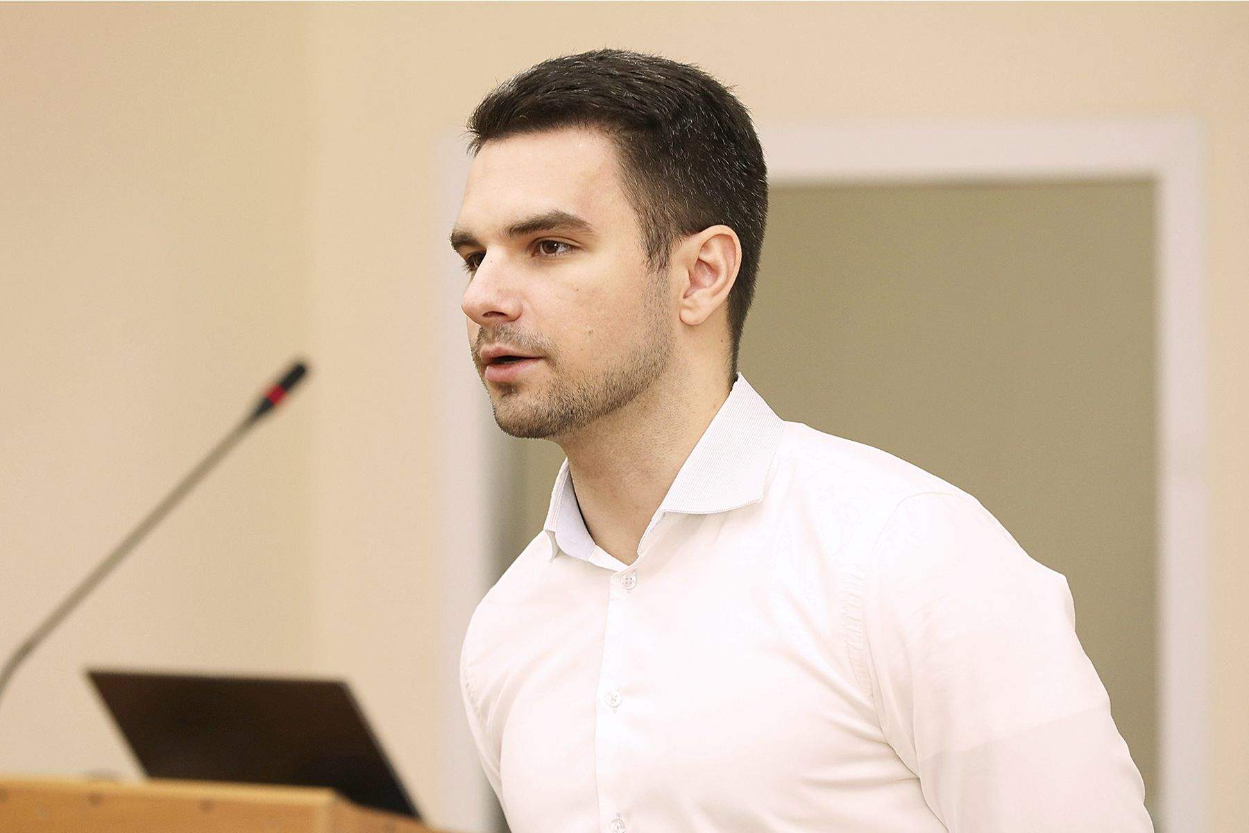 Студенты Института международного бизнеса экономики и управления ВГУЭС встретились с зампредом Правительства Приморья