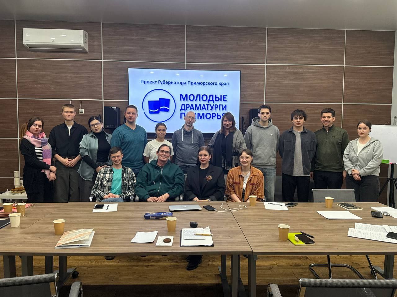 Студенты ВВГУ успешно прошли юбилейный отбор творческой лаборатории «Молодые драматурги Приморья»