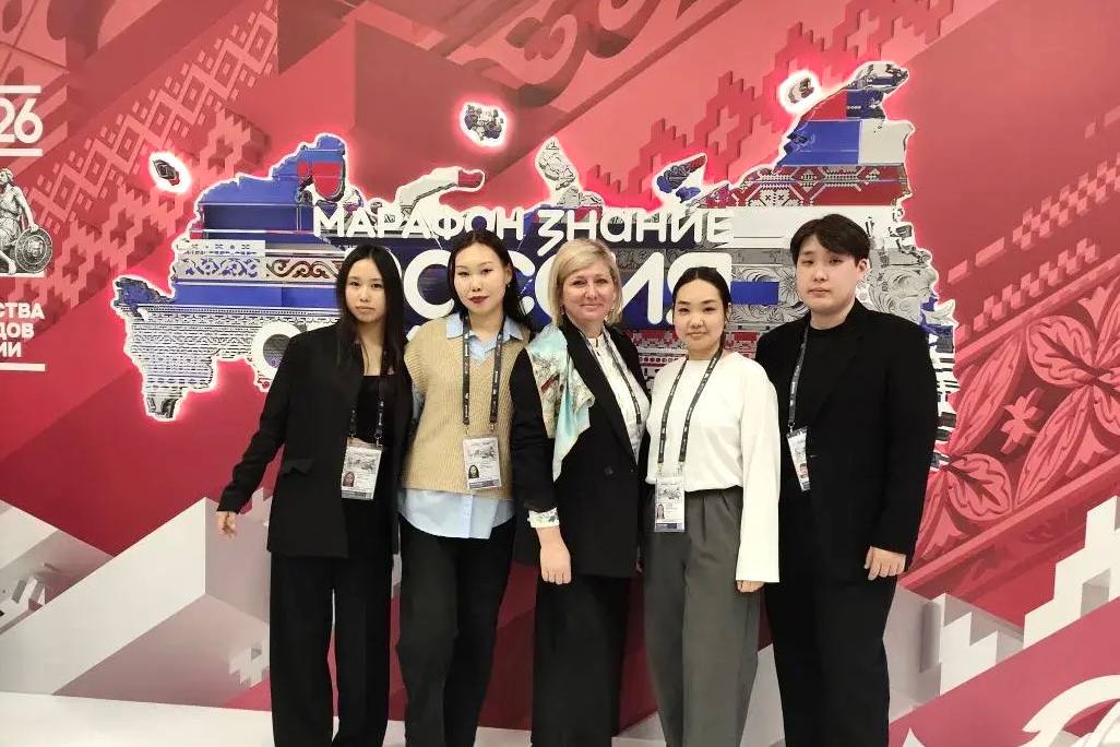 Делегация ВВГУ открыла Год единства народов с президентом России Владимиром Путиным