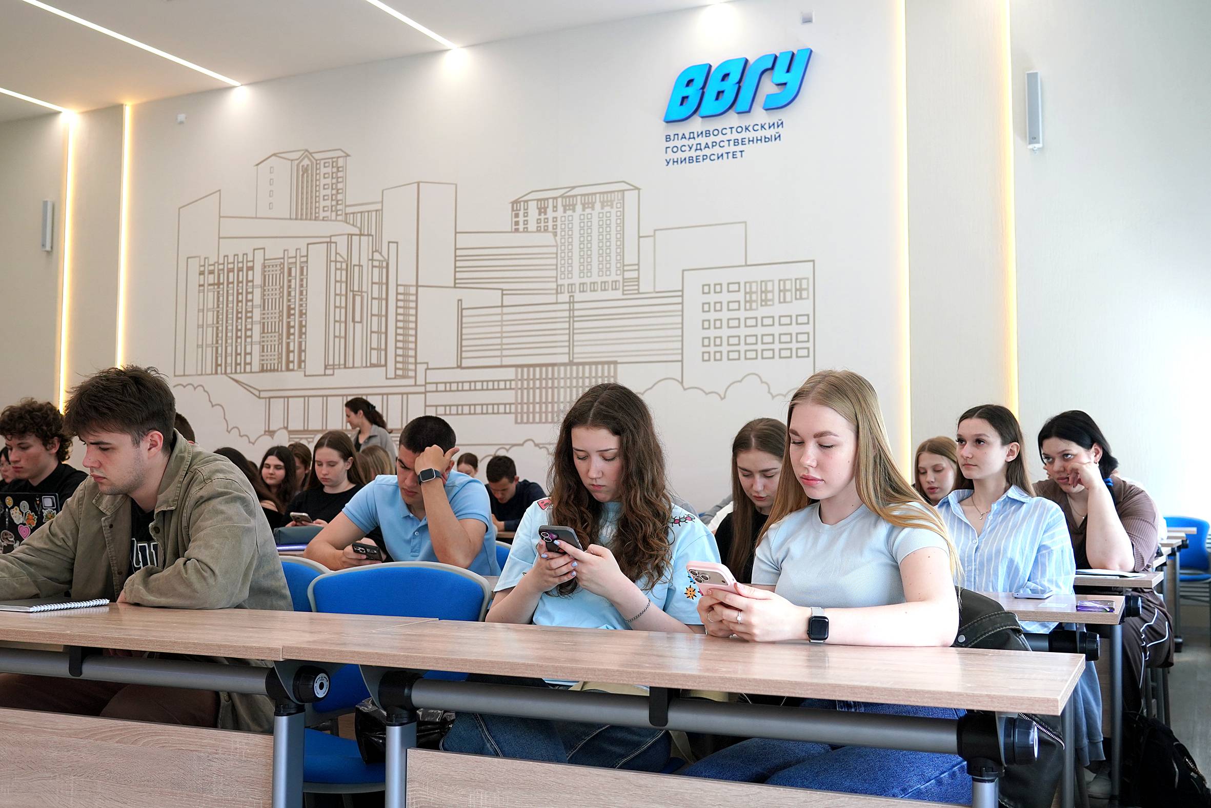 Первокурсникам ВВГУ: когда начнутся пары и как пройдёт адаптационная неделя