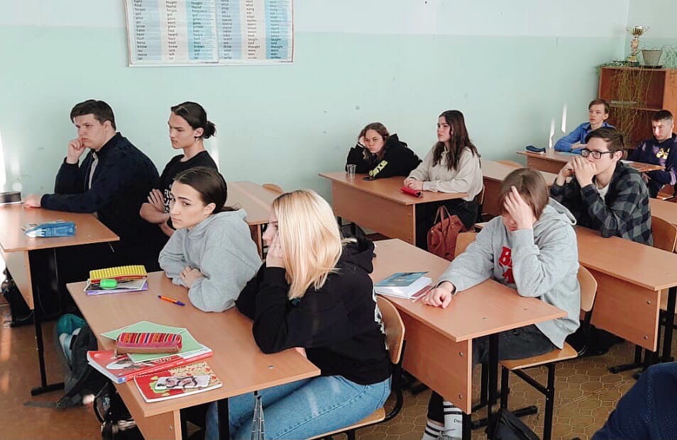 22.01.2020 на базе МБОУ СОШ № 2 с углубленным изучением предметов юридического профиля прошла лекция для школьников посвящённая подготовке к участию в научно-исследовательской и проектной деятельности