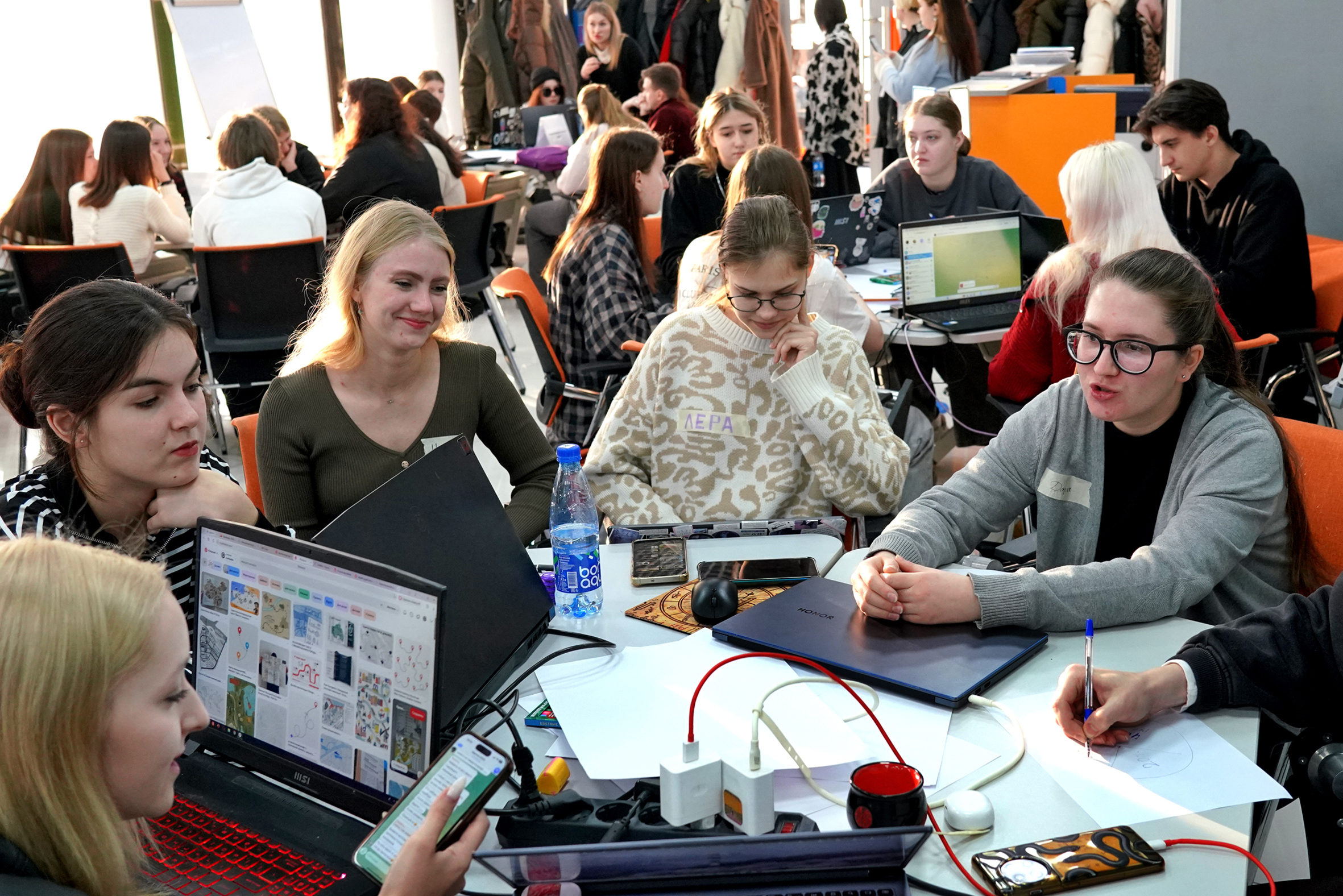 Новогодний урбанистический хакатон прошёл в ВВГУ