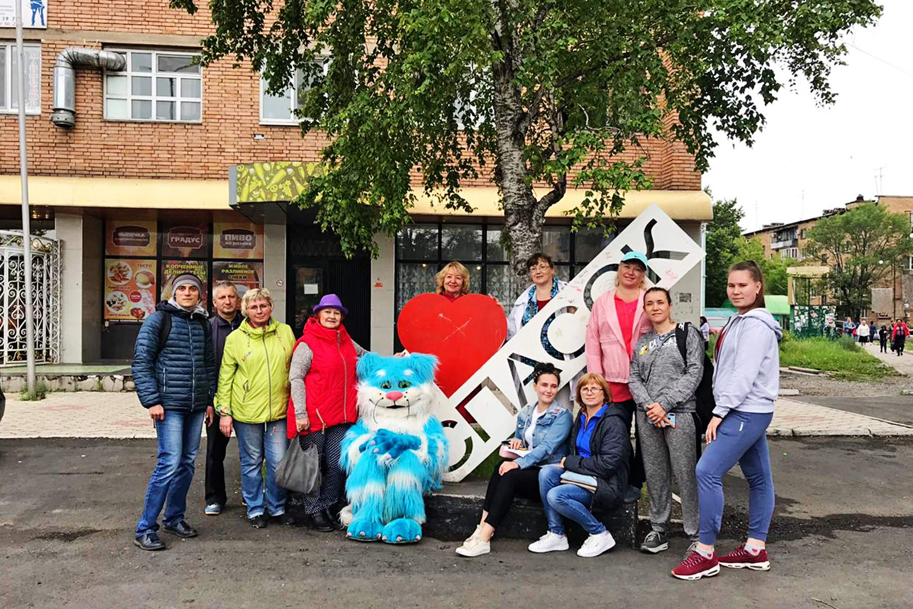 Познавательный выходной сотрудников ВГУЭС: поездка по достопримечательностям Спасска-Дальнего и на «Фестиваль клубники»