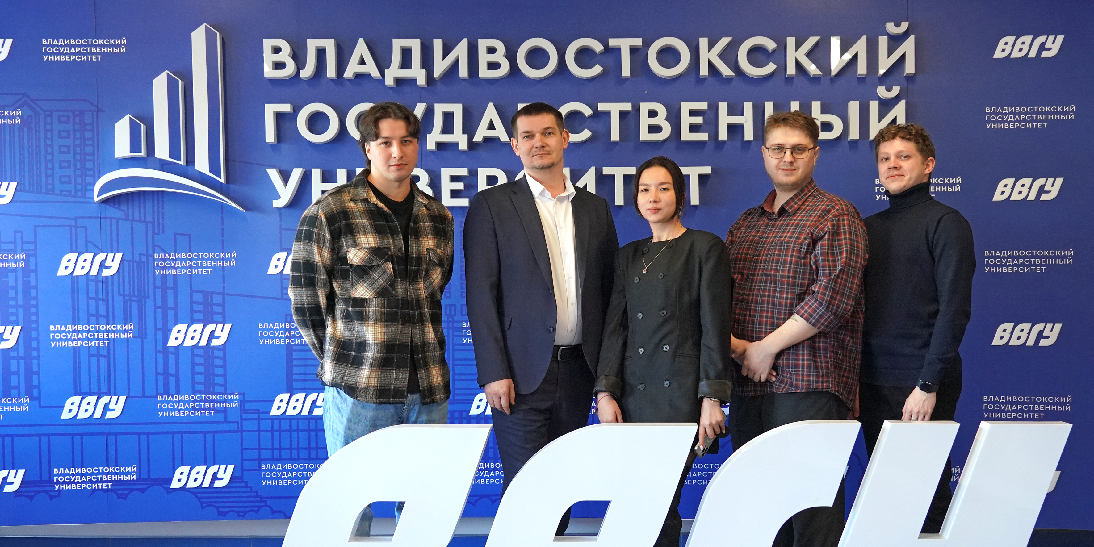 Студенческое конструкторское бюро ВВГУ успешно защитило результаты реализации внутреннего гранта