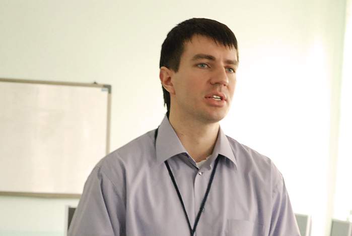 Проекты стратегического развития ВГУЭС. Виктор Гриняк: «Технологии 1С, Web, Oracle – наиболее перспективные для преподавания в университете»