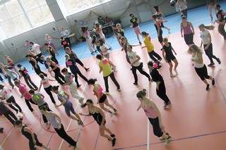 Городской фитнес-марафон прошел в Колледже сервиса и дизайна ВГУЭС