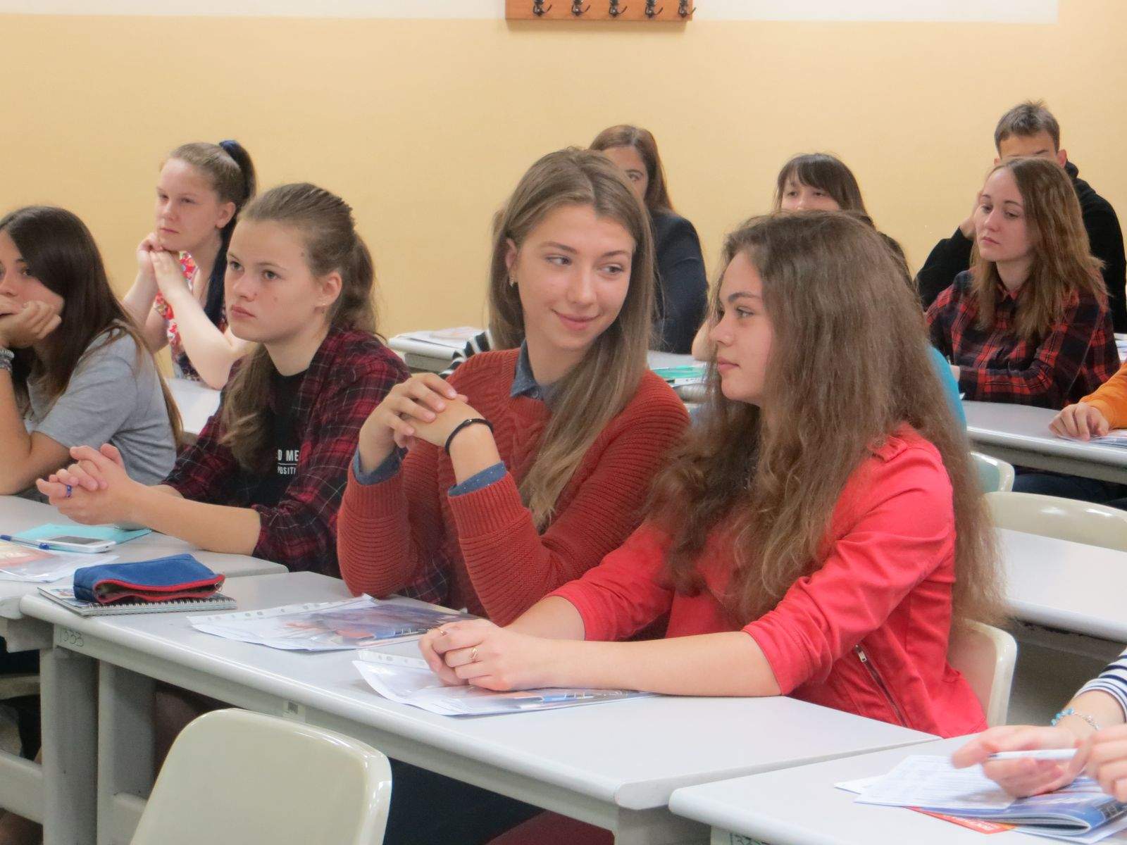 Целеустремлённые старшеклассники выбирают «Умные каникулы» во ВГУЭС