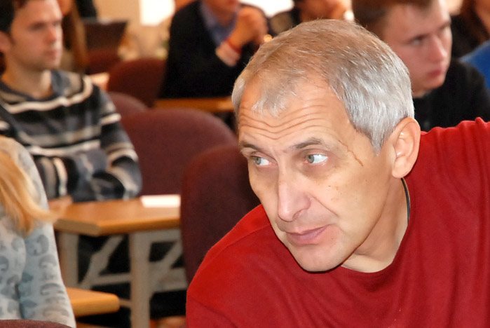 Бизнес-инкубатор ВГУЭС: инновационные «цыплята» набирают вес