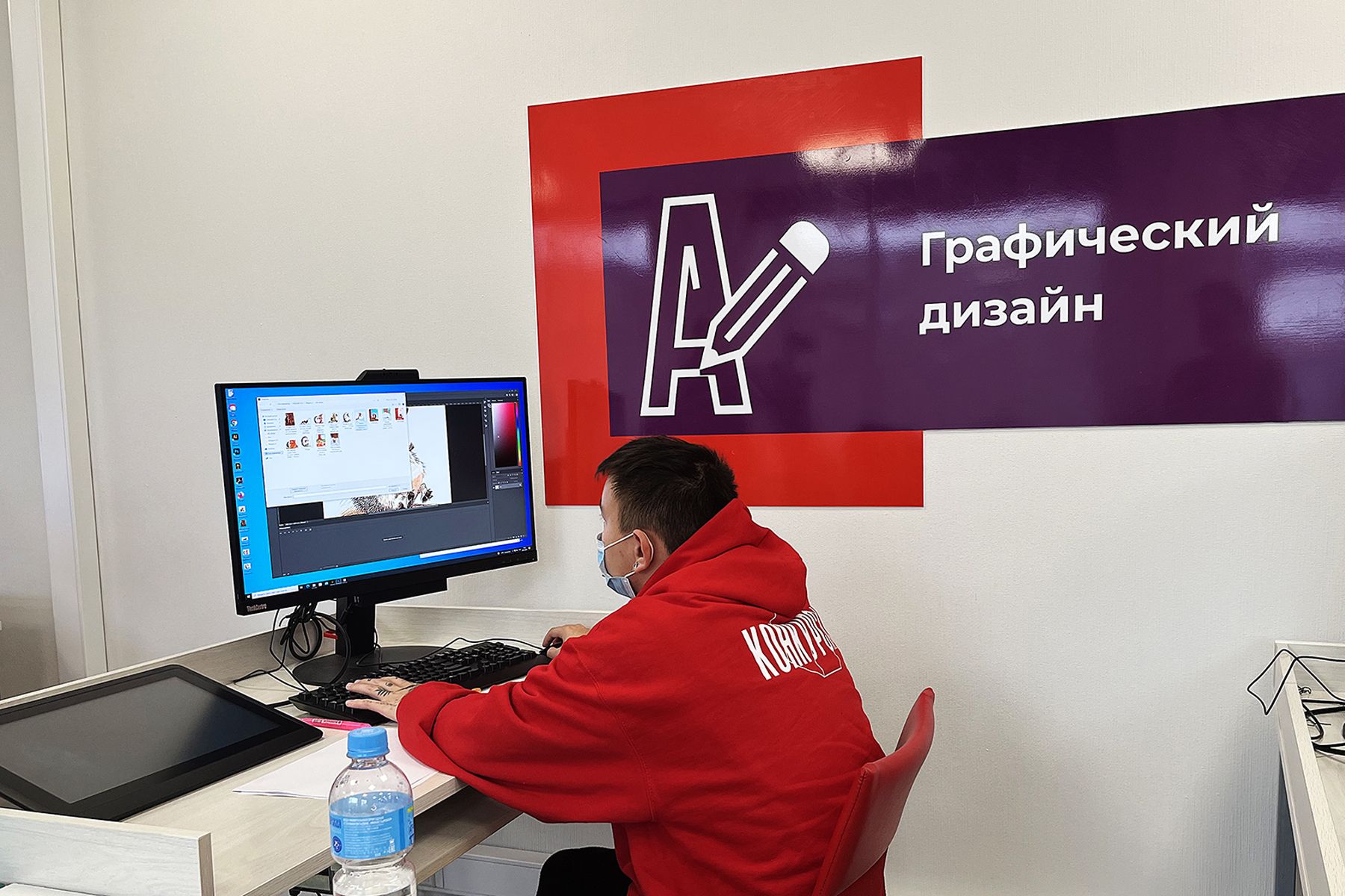 Рекламный сайт за три часа: студенты колледжа ВГУЭС сдали демоэкзамен по компетенции «Графический дизайн»