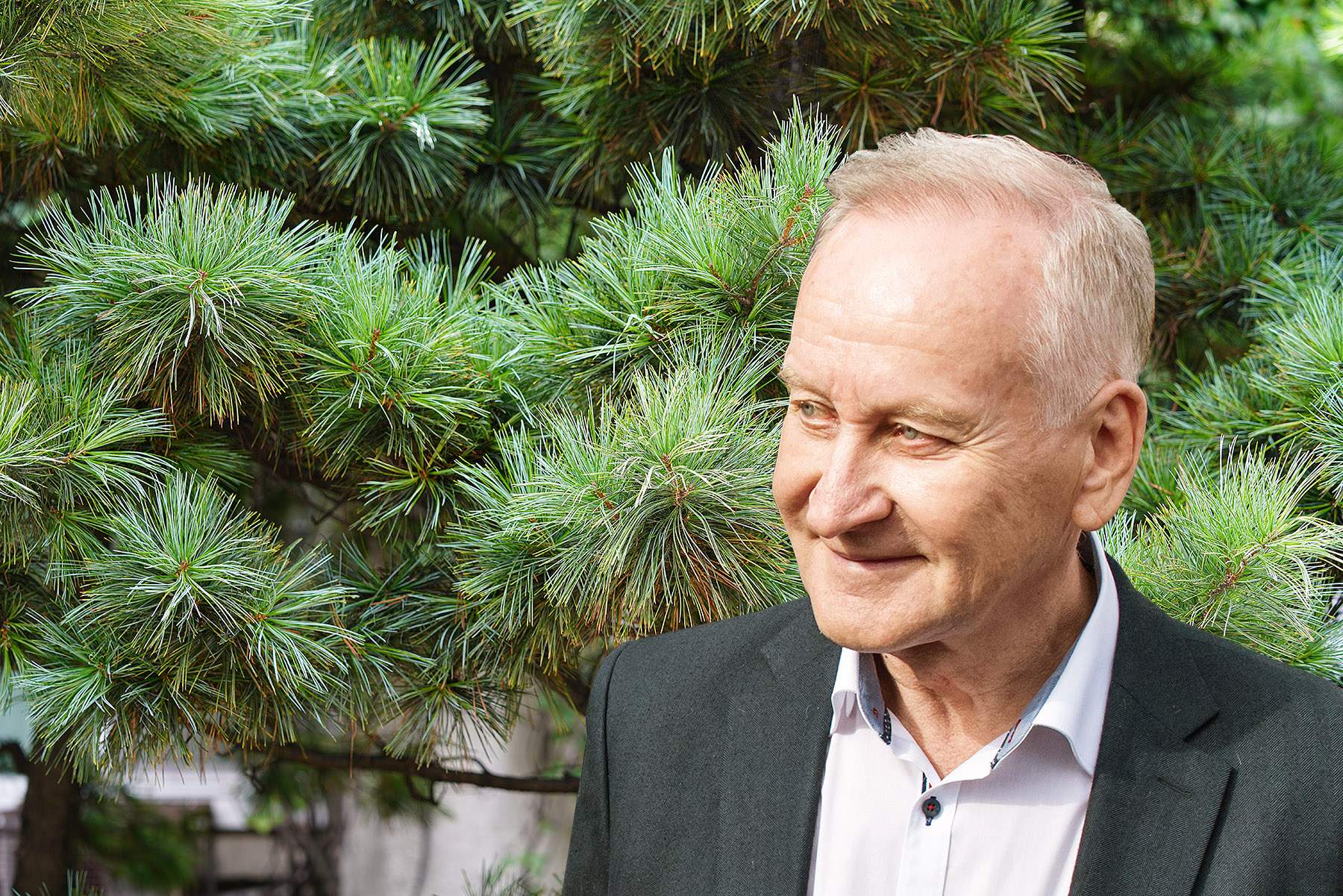 Президент ВГУЭС Геннадий Лазарев награжден японским орденом Восходящего солнца