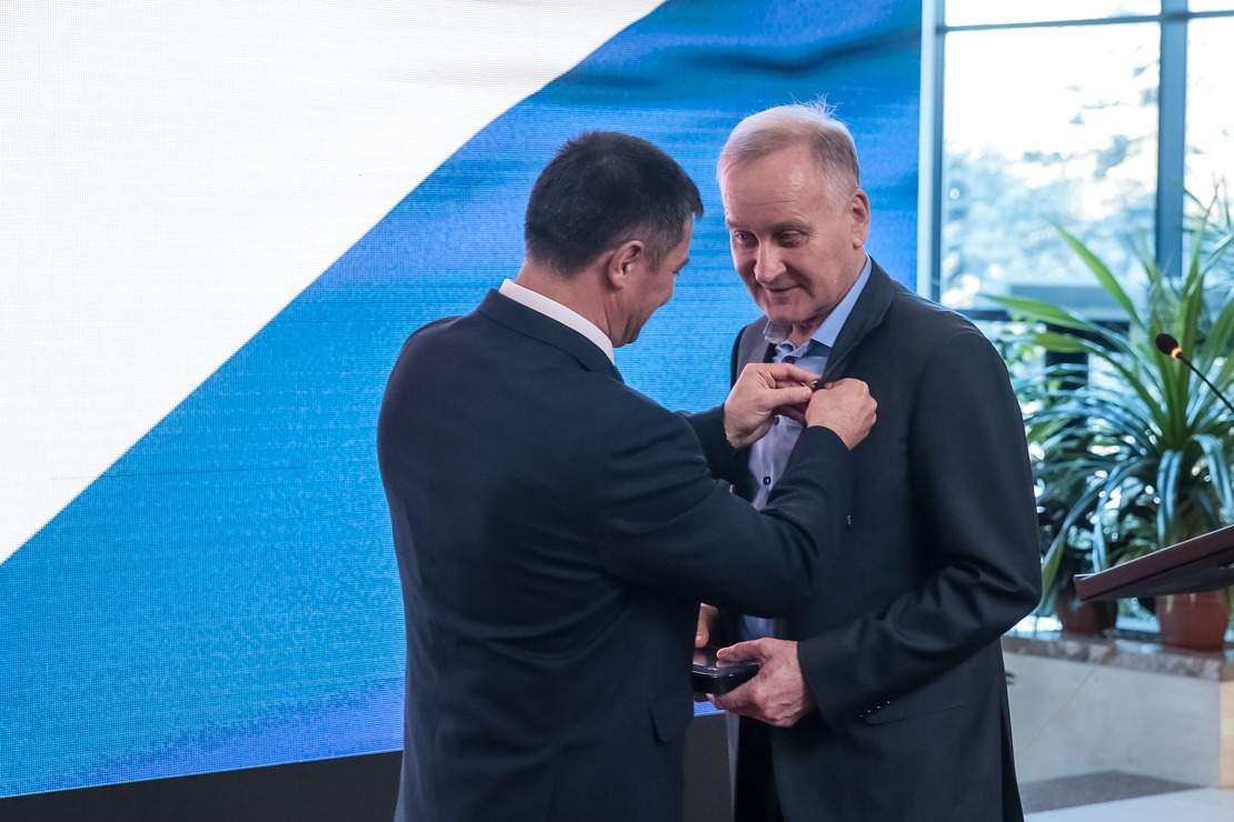 «Приморье. За заслуги»: почетной награды удостоен президент ВГУЭС Геннадий Лазарев