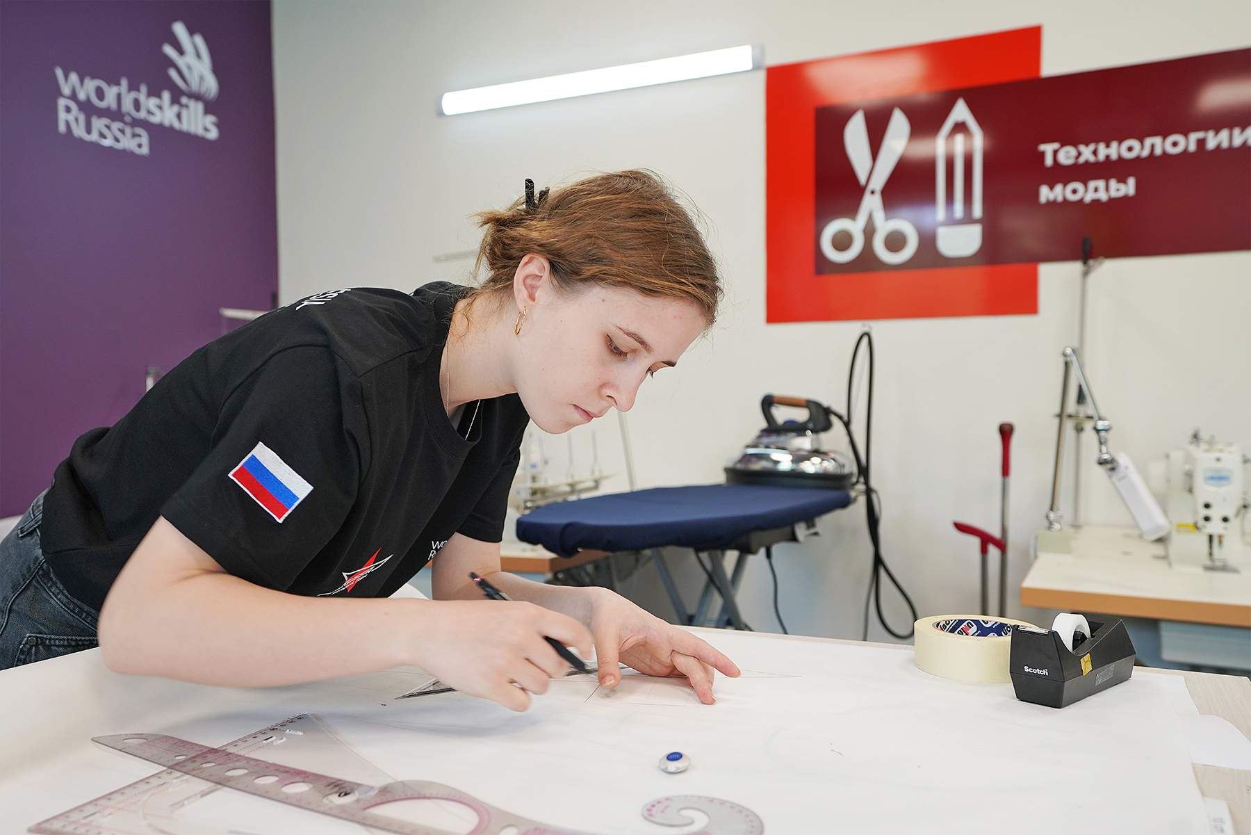 На страже красоты: во ВГУЭС прошли мастер-классы Национальной сборной по профессиональному мастерству