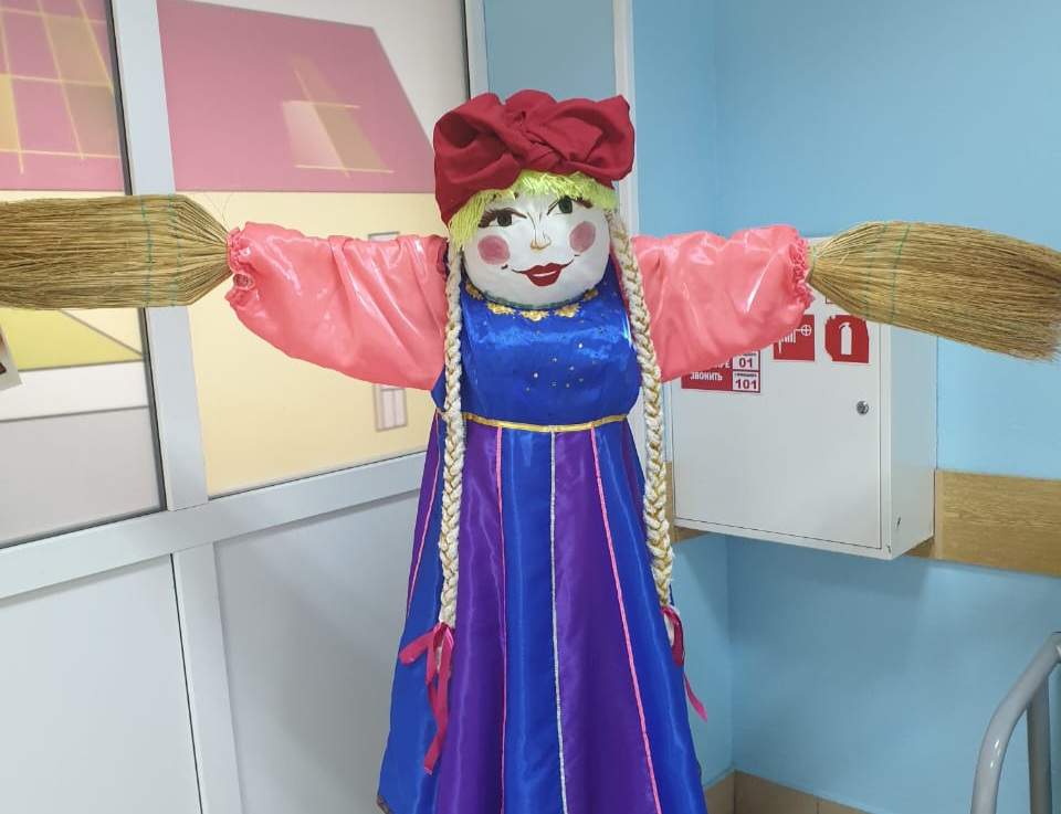 Как на масленой неделе из трубы блины летели!