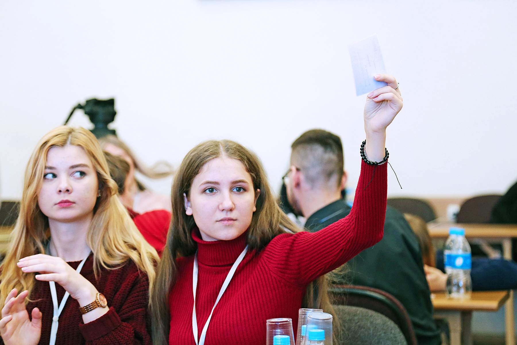 Студенты ВГУЭС показали отличные знания истории Владивостока и развития финансовых институтов в интеллектуальной игре от Банка России