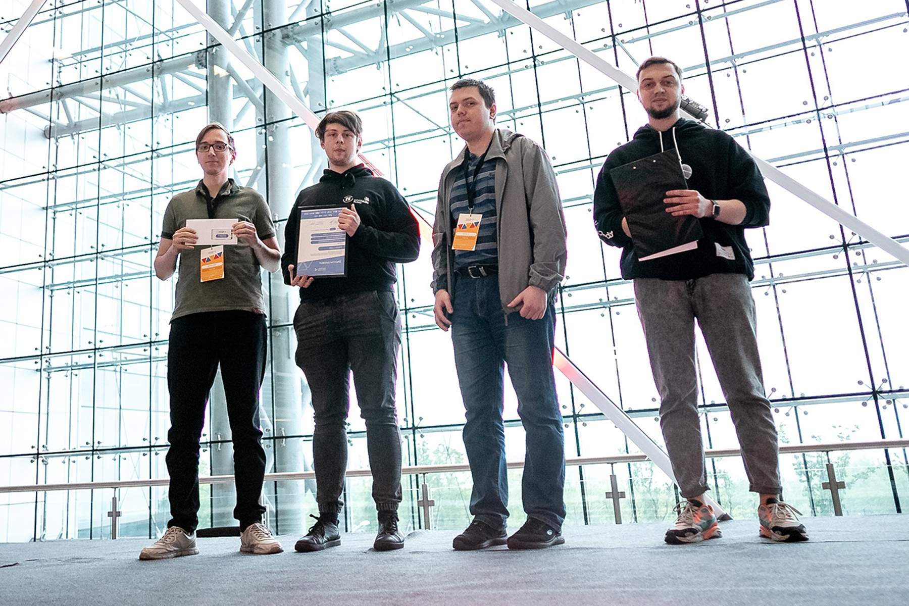 Команда айтишников ВГУЭС – в топ-7 турнира по спортивному программированию