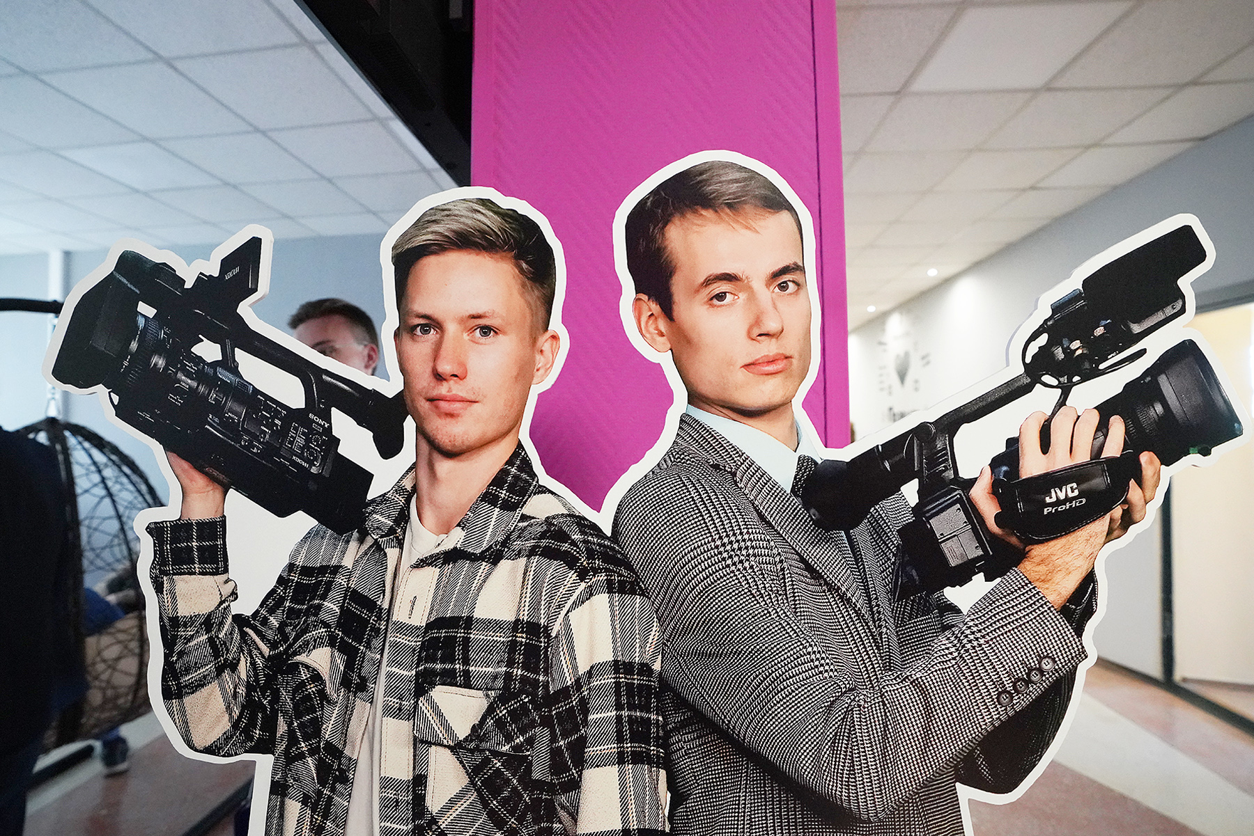 Шок, слезы и минимум пафоса: посвящение первокурсников Высшей школы кино и телевидения выпало на пятницу, 13-го