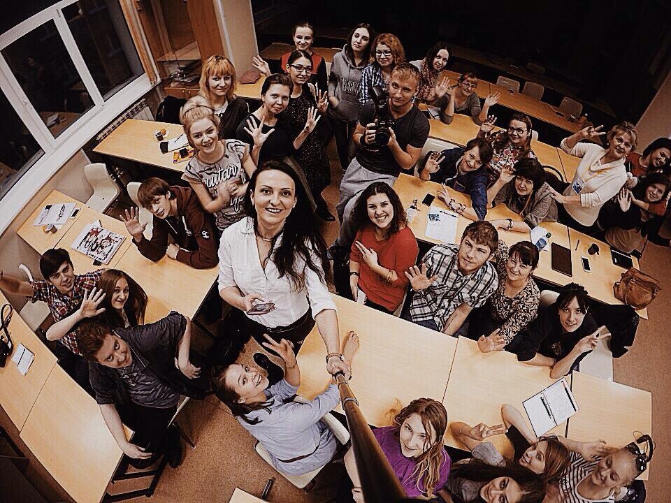 Уникальный для нашего региона образовательный фотопроект Art-Express-1 успешно прошел в Колледже искусства и технологий ВГУЭС